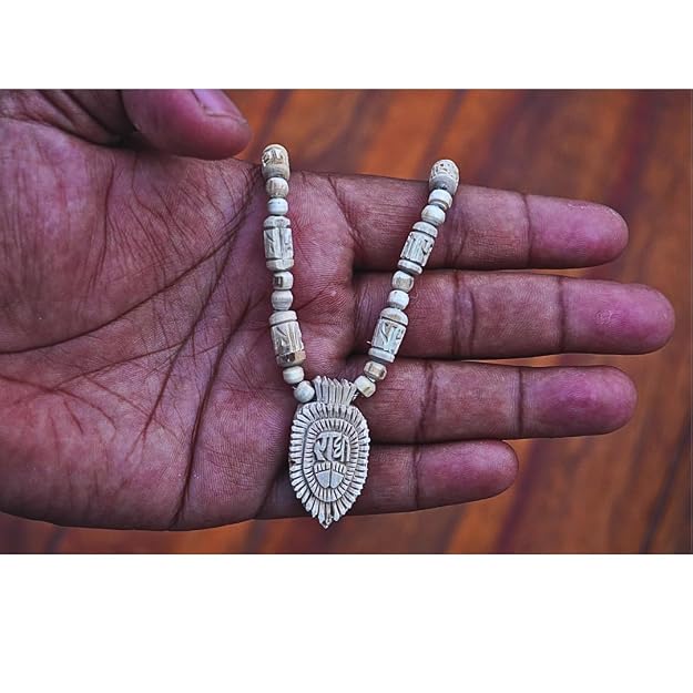 Tulsi kanthi pendent-Locket Radha tilak mala from Vrindavan